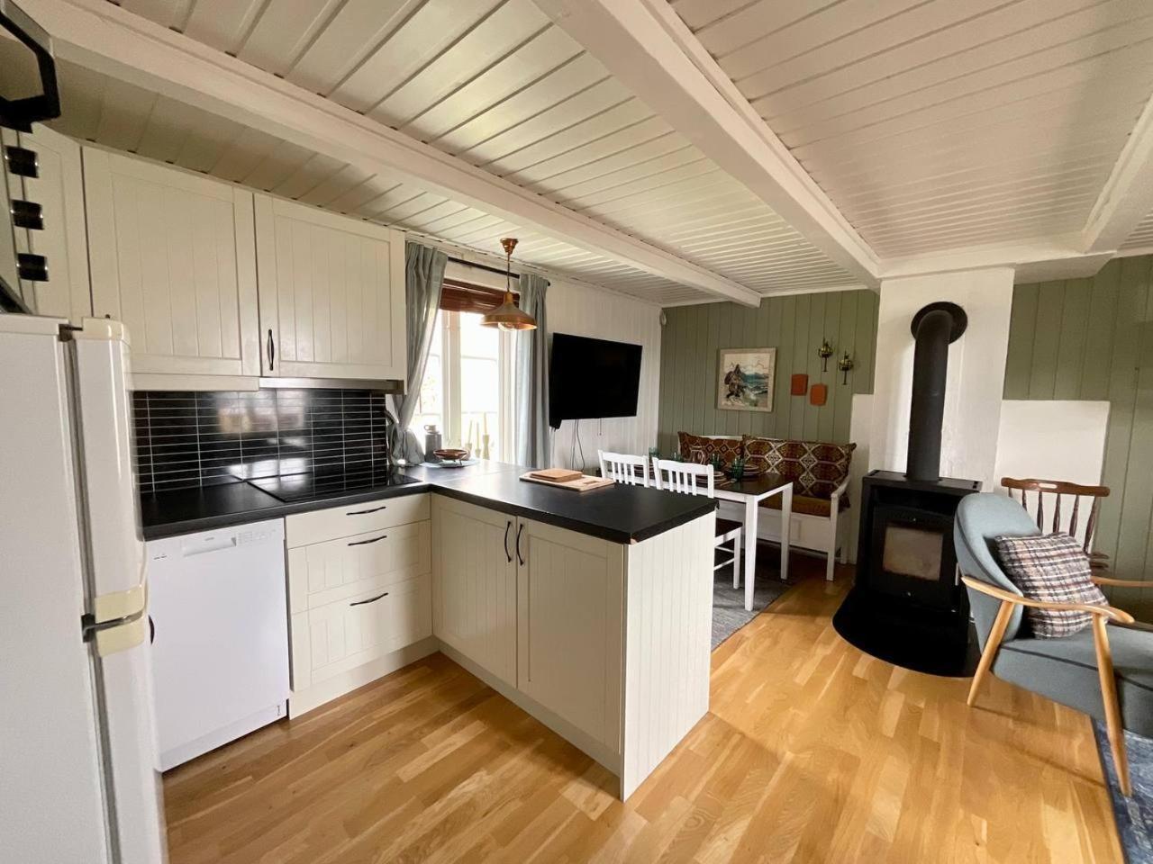 Stamsund Authentic Rorbu Villa Exterior photo